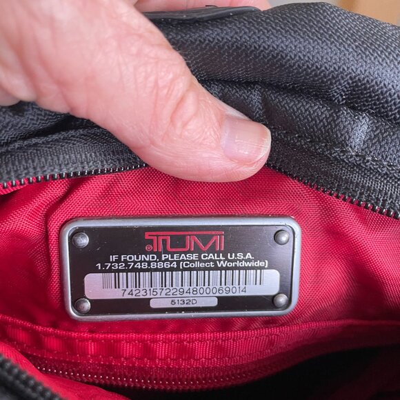 Tumi BLK/5132D Shoulder Bag UNISEX - Picture 2 of 4